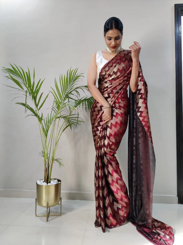 1-MIN READY TO WEAR SAREE IN Zig Zag